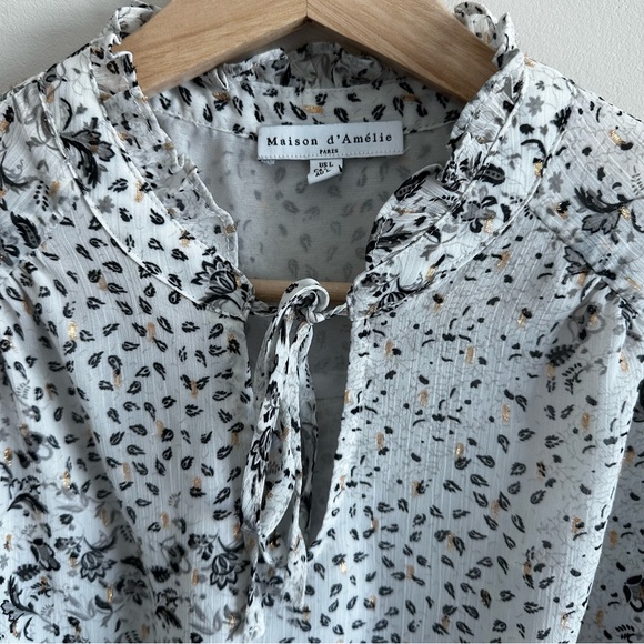 Maison d’ Amelie Paris Tie Neck Balloon Sleeve Blouse - Picture 3 of 10
